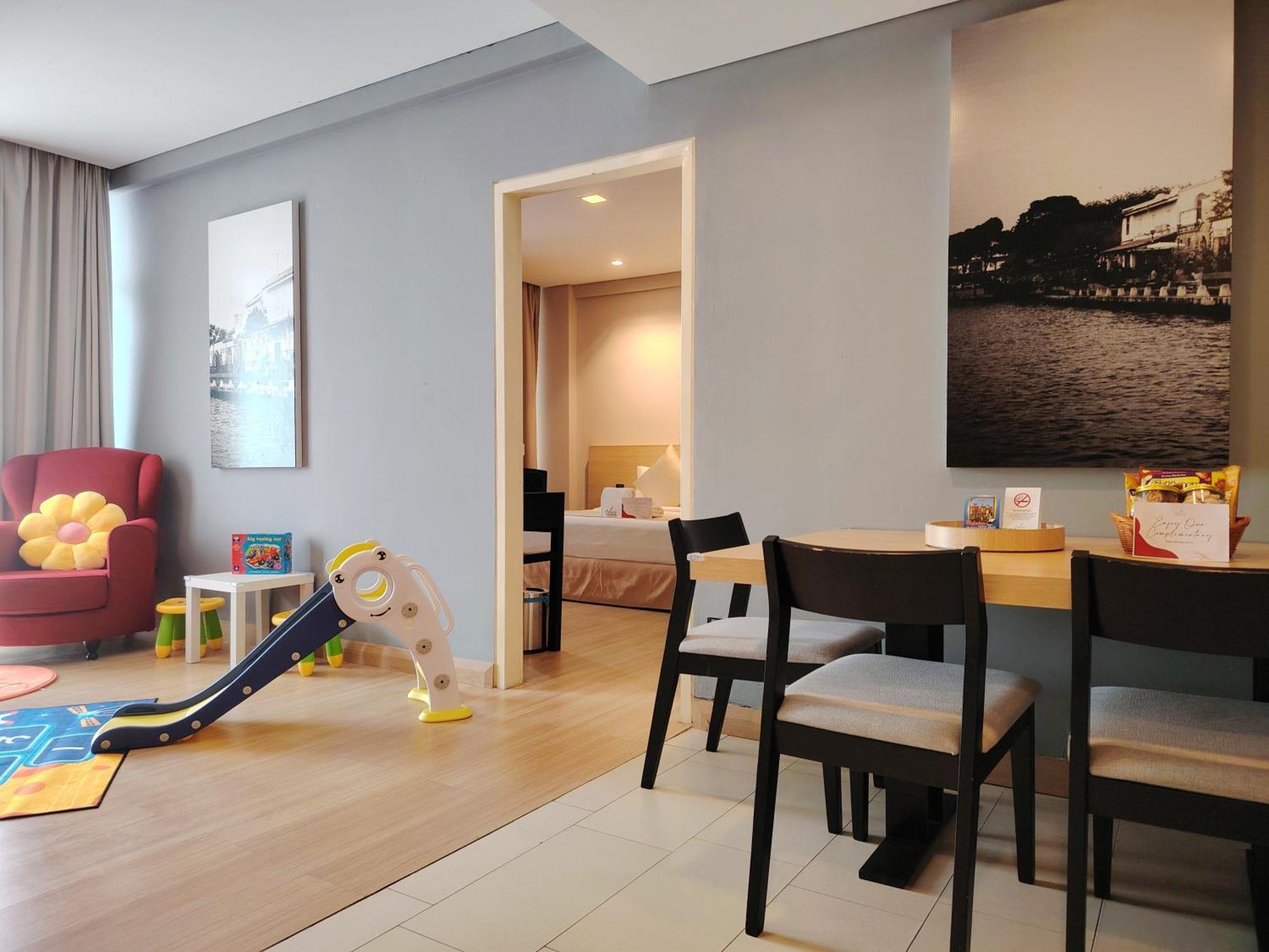 Asia Melaka Hotel Managed By The Straits Hotel & Suites Экстерьер фото