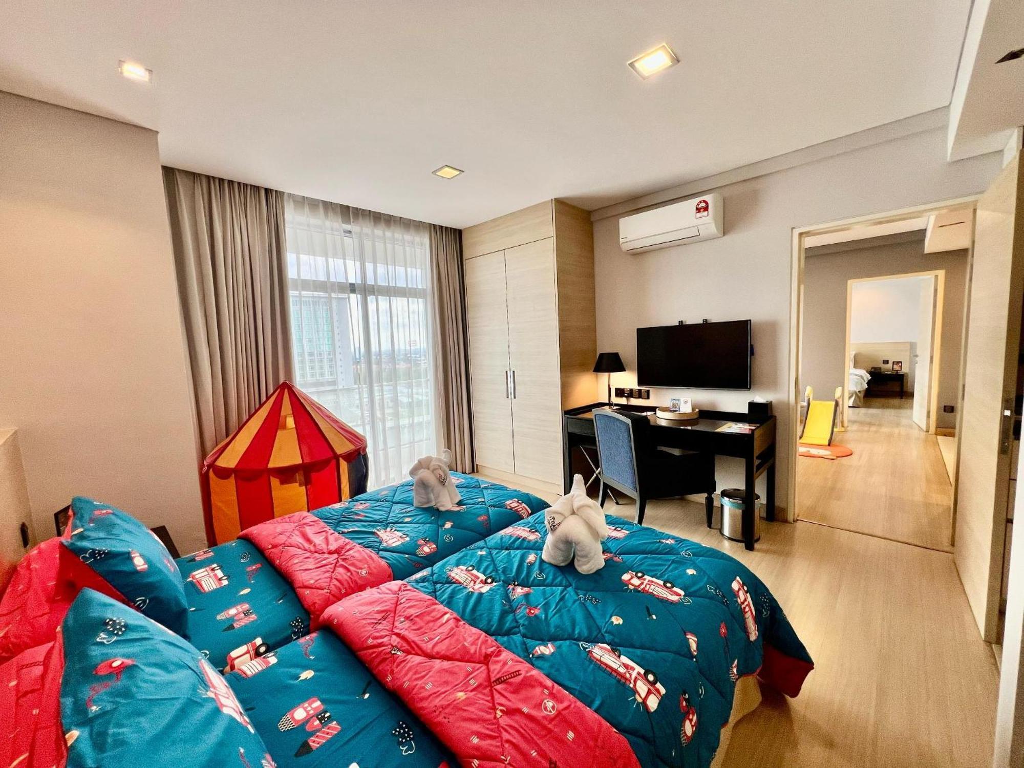 Asia Melaka Hotel Managed By The Straits Hotel & Suites Экстерьер фото